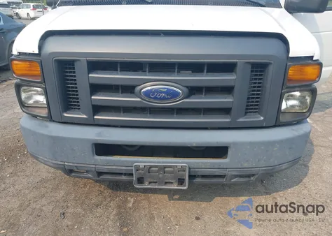 2013 Ford E-350 Super Duty Xl из США, поврежденный, VIN 1FBNE3BL8DDB33222